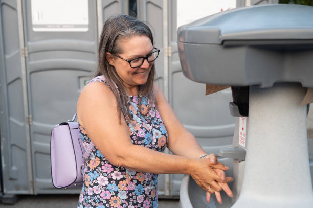 Best Portable toilet rental cost  in Wamac, IL